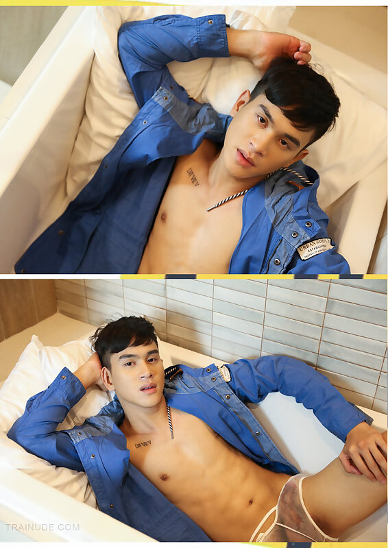 Next Image >>