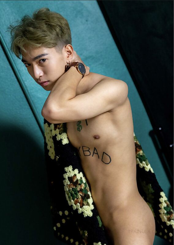 Next Image >>