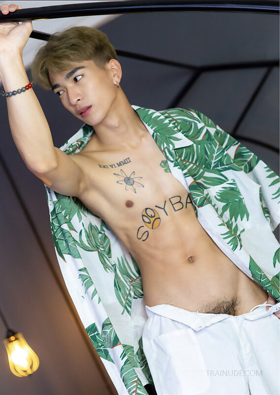 Next Image >>