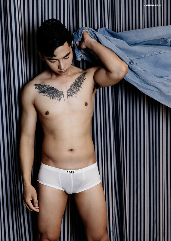 Next Image >>