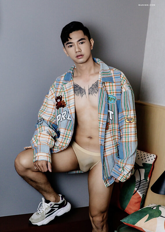 Next Image >>