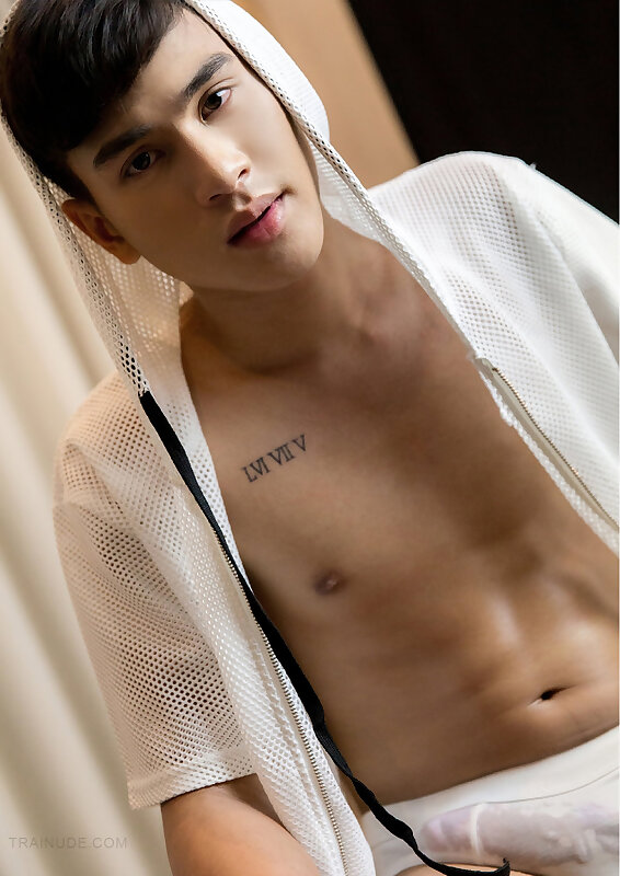 Next Image >>