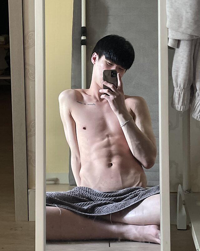 Next Image >>