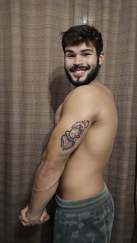 Next Image >>