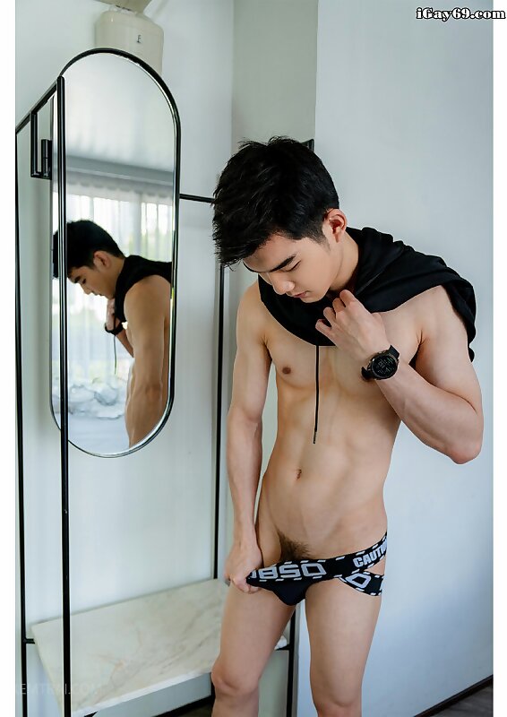 Next Image >>