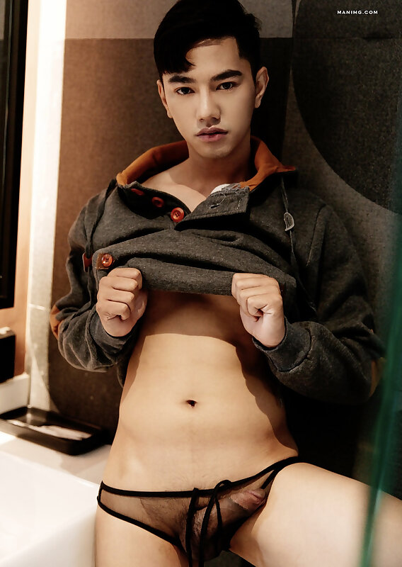 Next Image >>