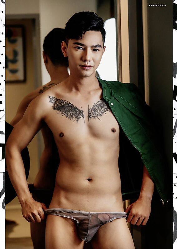 Next Image >>