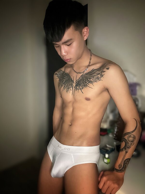 Next Image >>