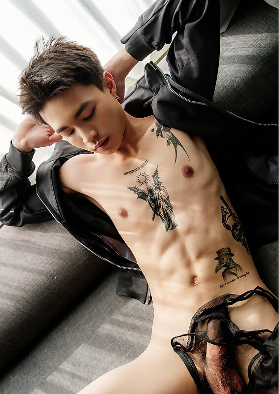 Next Image >>