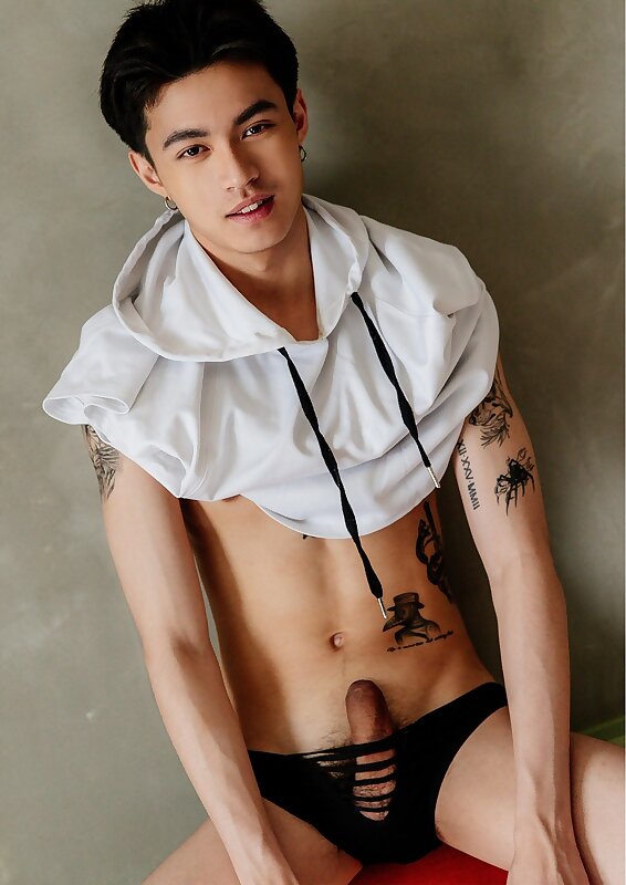Next Image >>