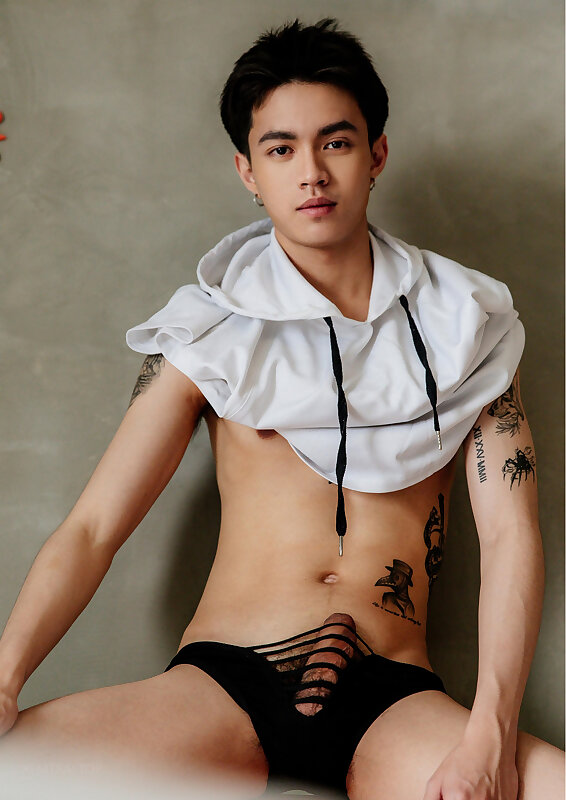 Next Image >>
