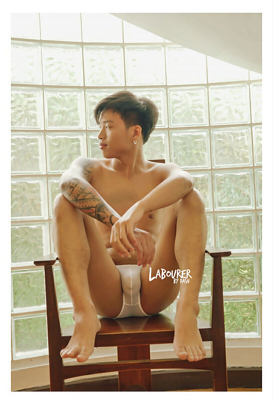 Next Image >>