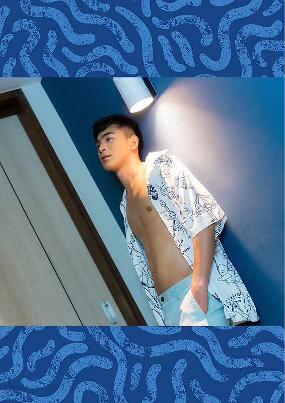Next Image >>