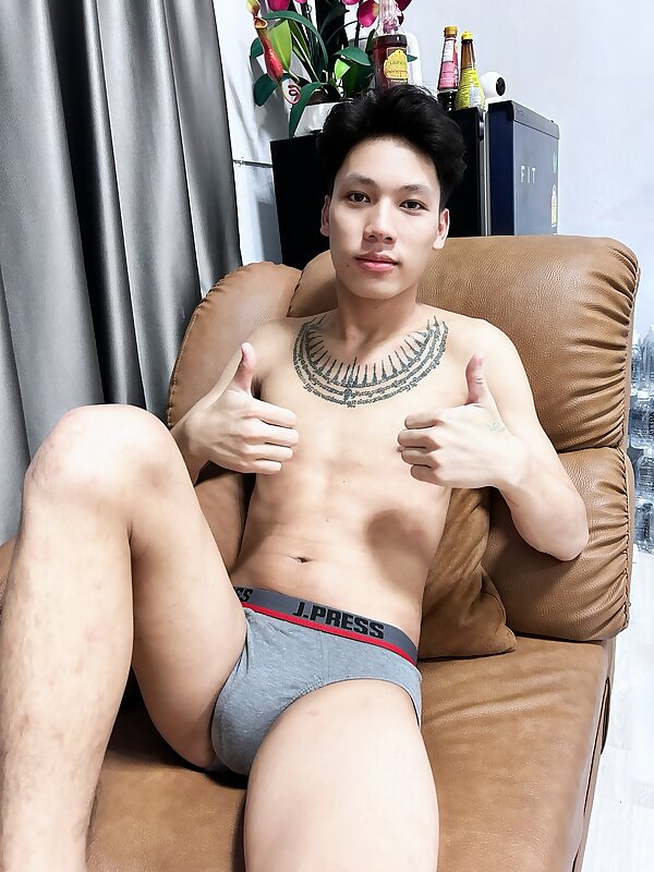 Next Image >>