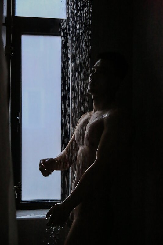 Next Image >>