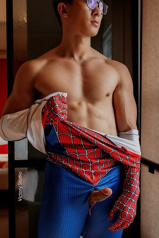 Next Image >>