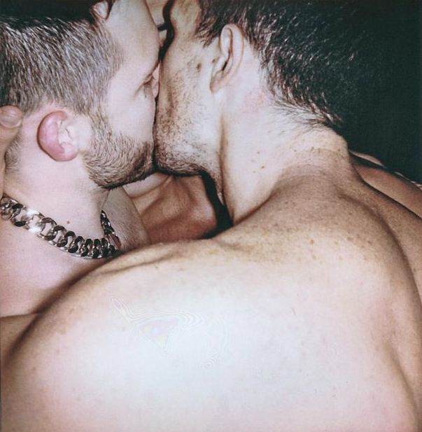 Next Image >>