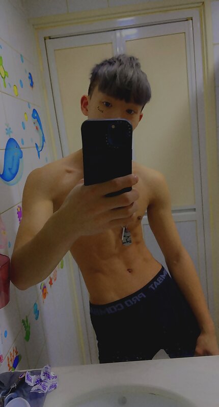 Next Image >>