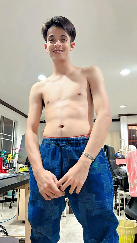 Next Image >>