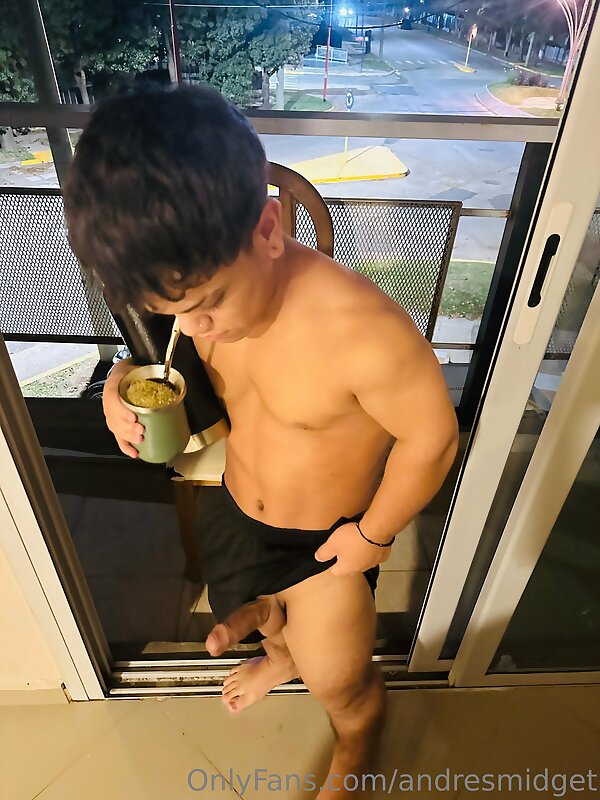 Next Image >>
