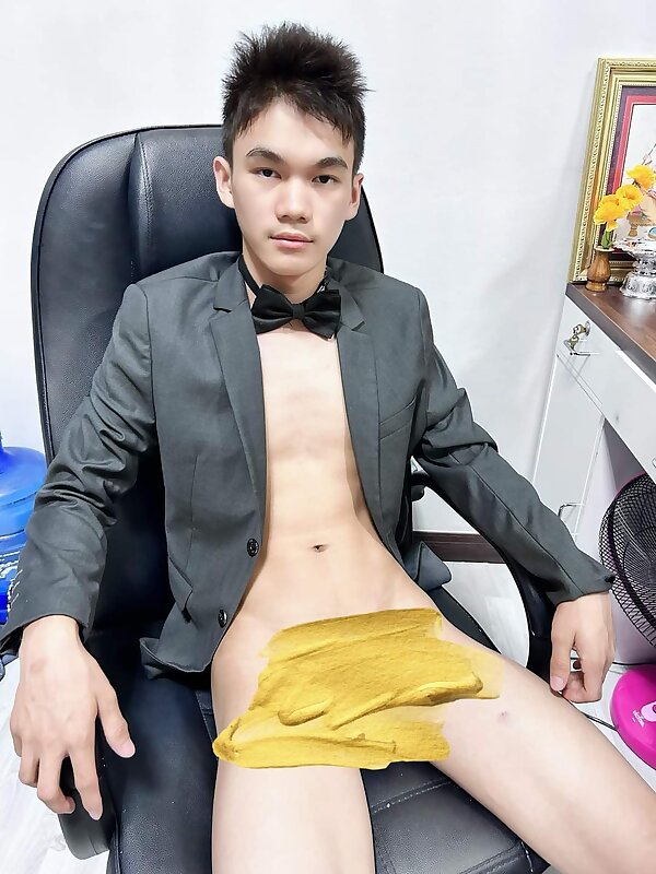 Next Image >>