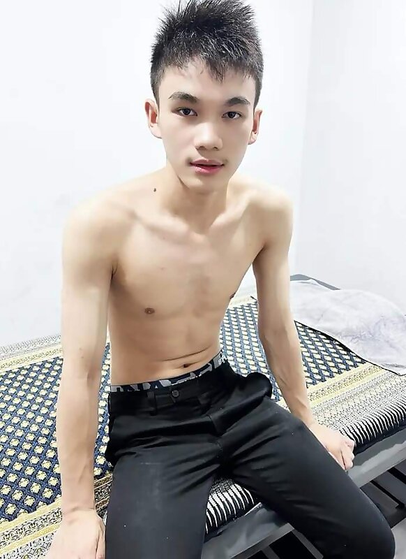 Next Image >>