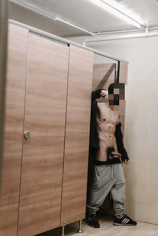 Next Image >>
