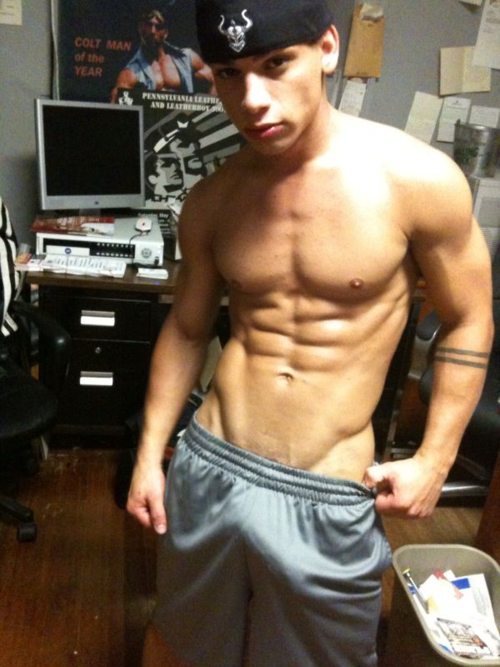 Next Image >>