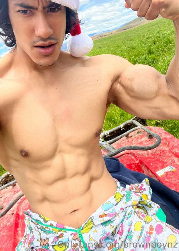 Next Image >>