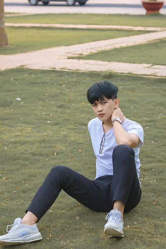 Next Image >>