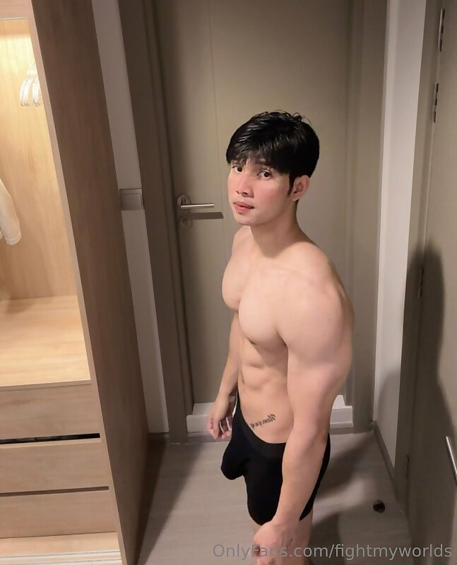 Next Image >>