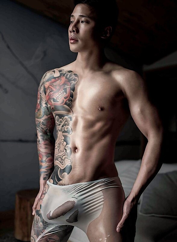 Next Image >>