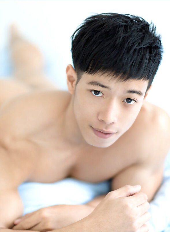 Next Image >>
