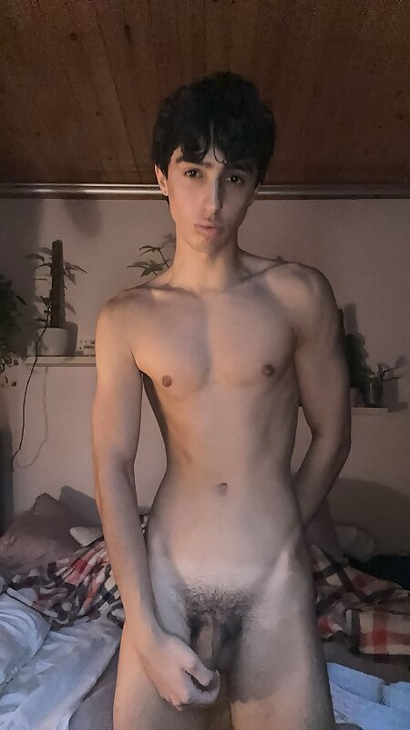 Next Image >>