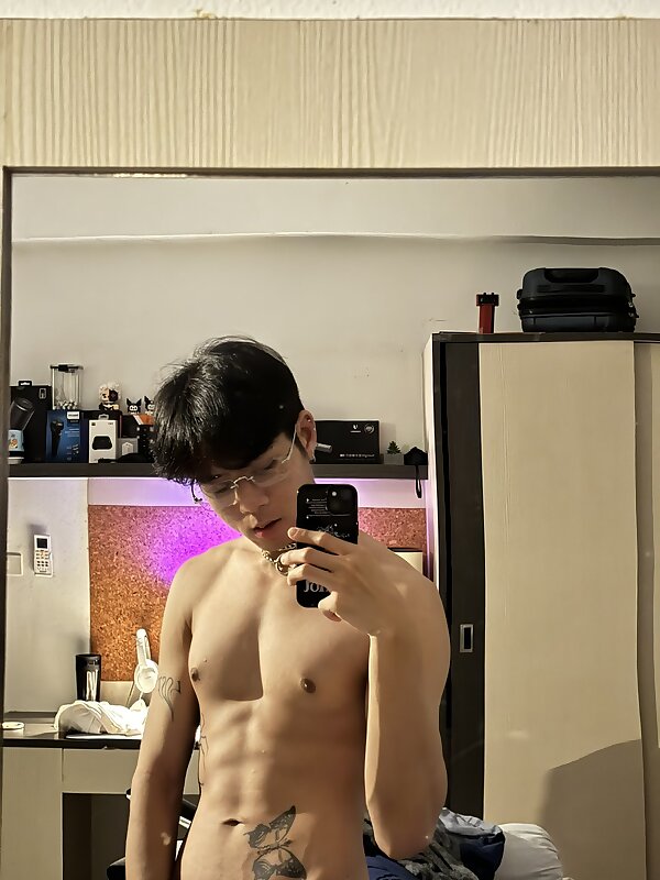 Next Image >>