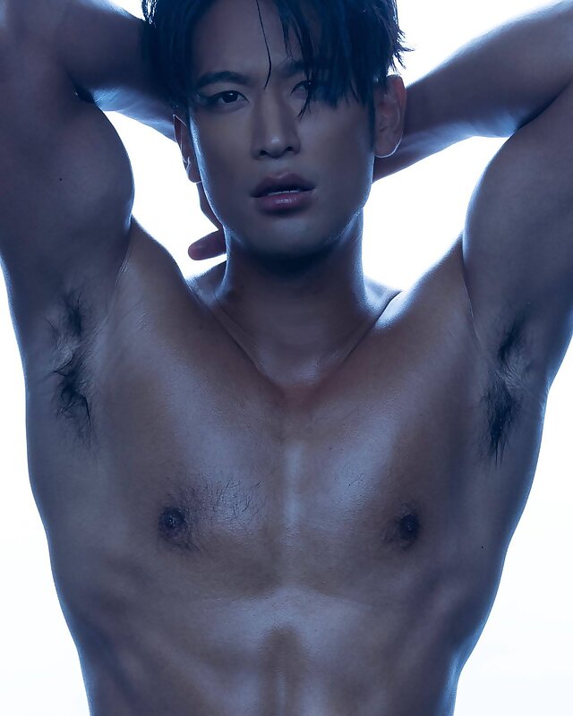 Next Image >>