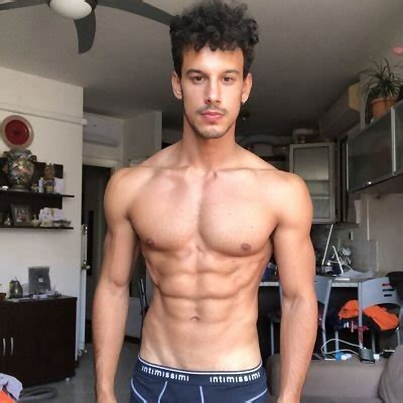 Next Image >>