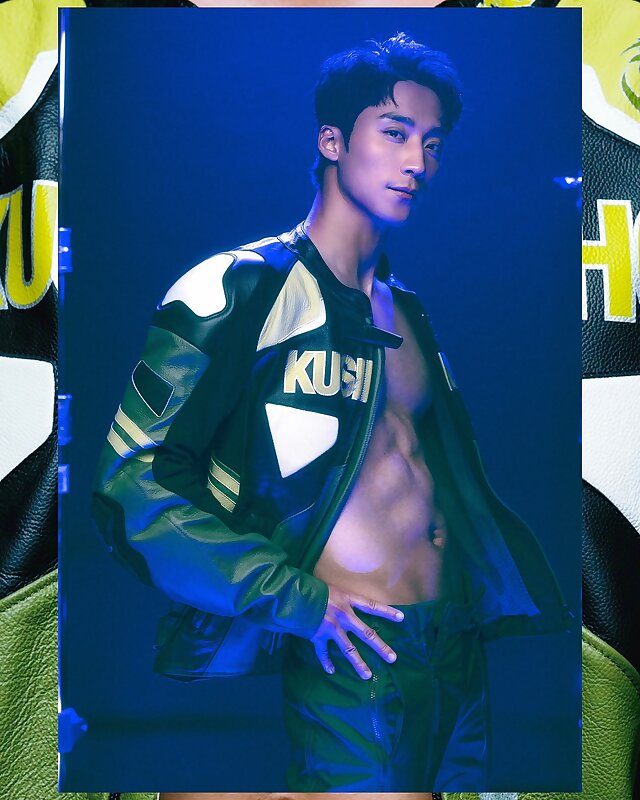 Next Image >>