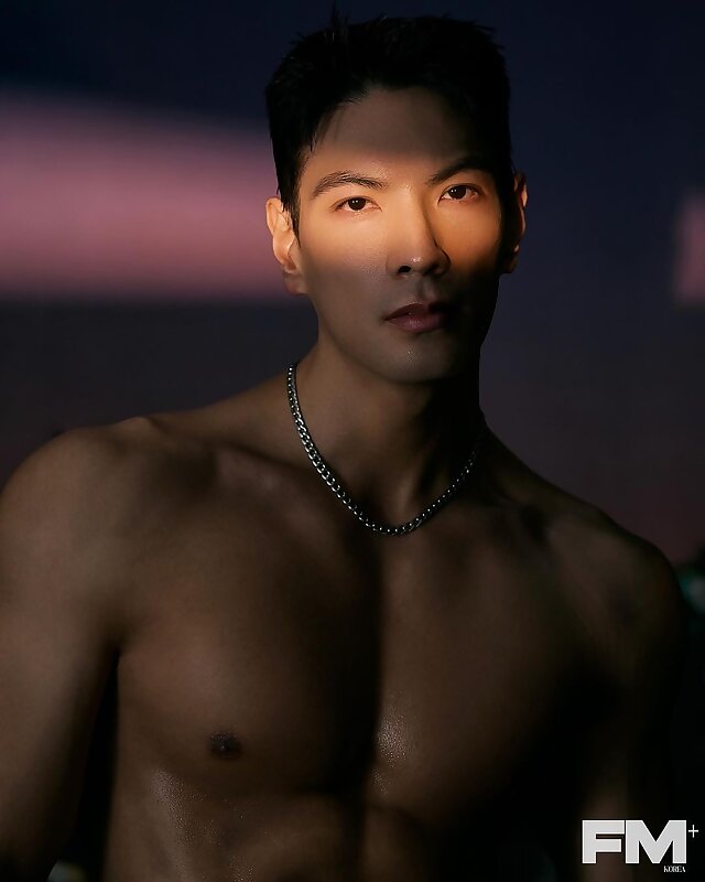 Next Image >>