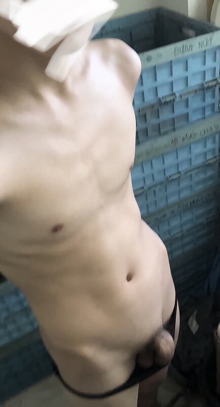 Next Image >>