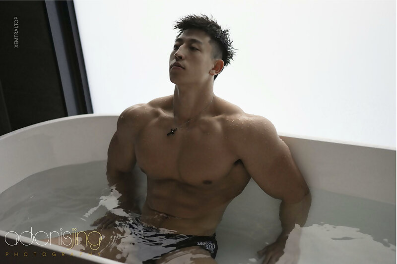 Next Image >>