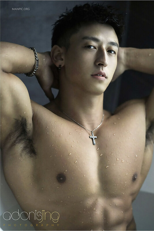 Next Image >>