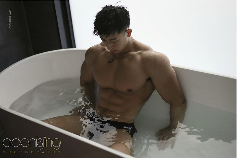 Next Image >>
