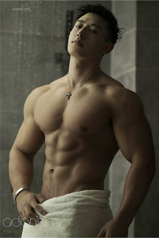 Next Image >>