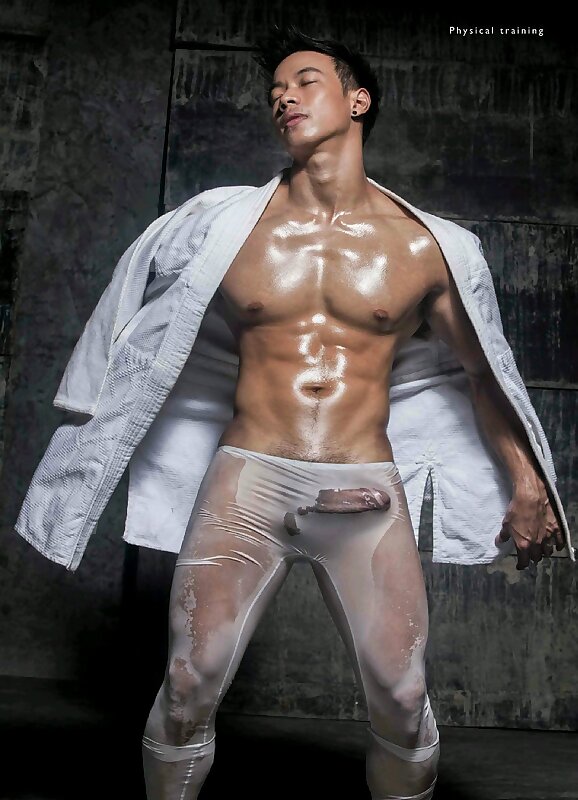 Next Image >>