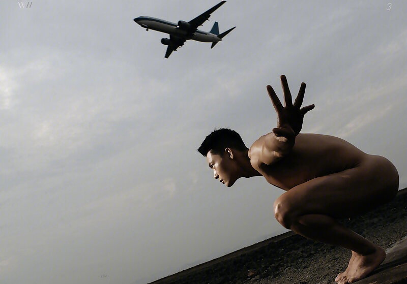 Next Image >>
