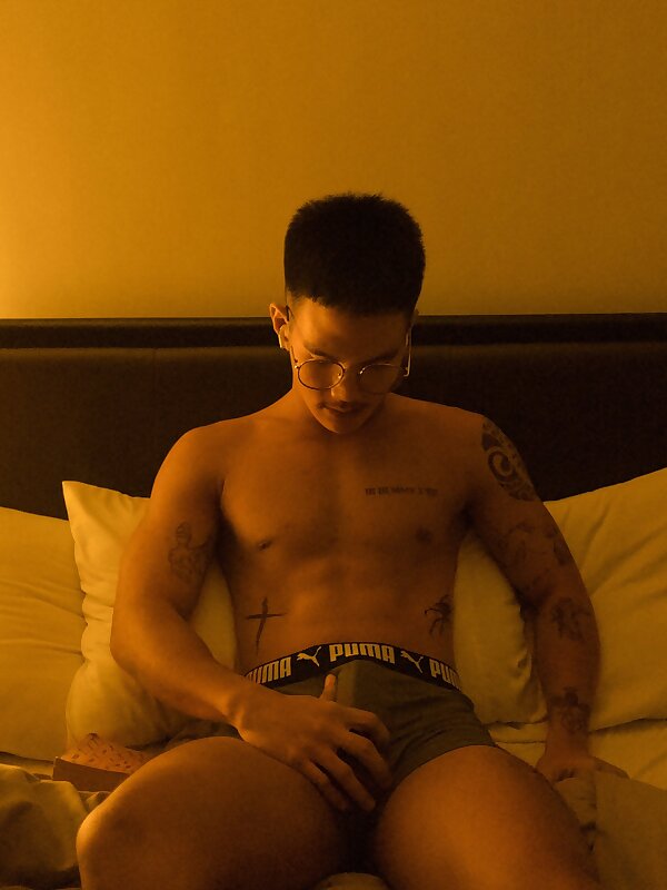 Next Image >>