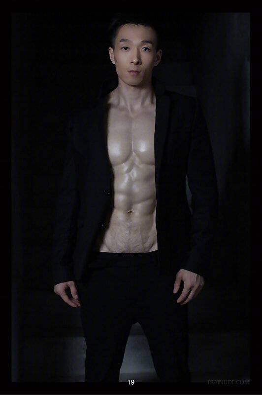 Next Image >>