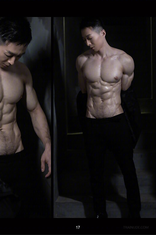 Next Image >>
