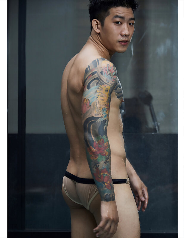 Next Image >>